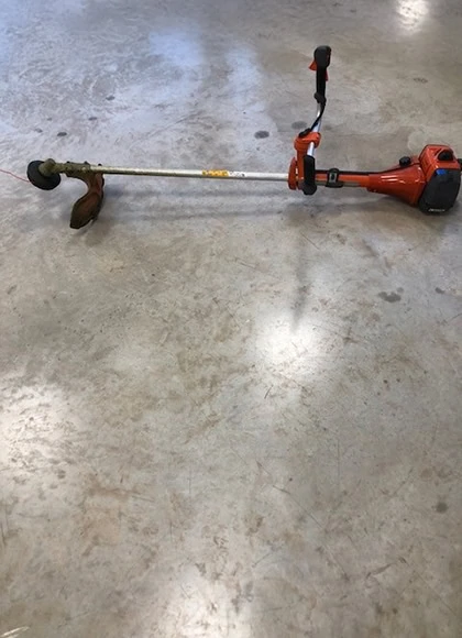 Débroussailleuse à harnais