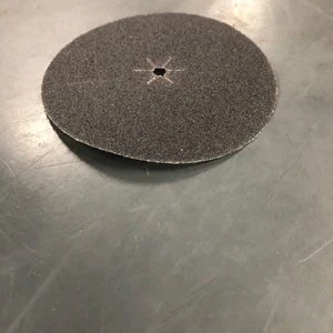 Disque pour ponceuse excentrique et bordeuse